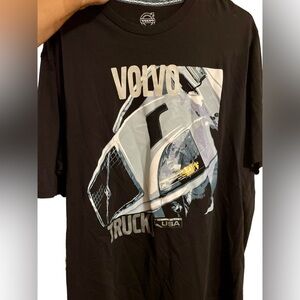 2XL Volvo Trucks Official Merchandise black short sleeve crewneck t-shirt